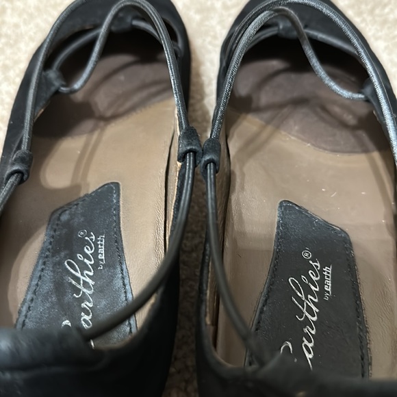 Earthies black slip on - Picture 4 of 4